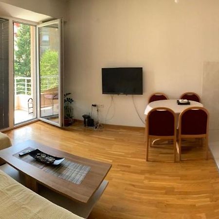 Apartamento Bisera Skopie Exterior foto